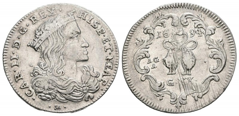 CARLOS II (1665-1700). 1 Tari (Ar. 4,38g/25mm). 1694. Napoles. (Vti-175). MBC.