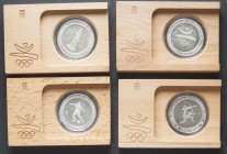 JUAN CARLOS I. Colección completa de las 16 monedas de 2000 Pesetas conmemorativas de los Juegos olímpicos de Barcelona '92. La primera serie presenta...