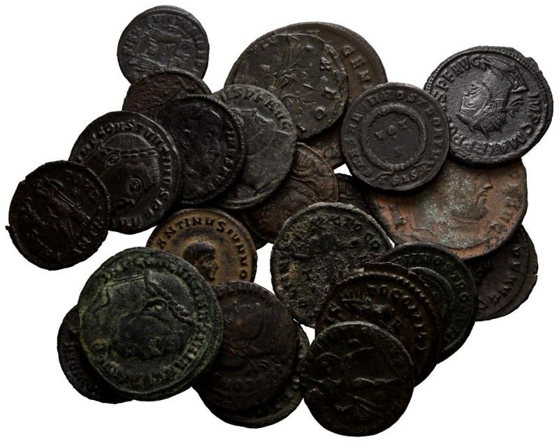 IMPERIO ROMANO. Lote compuesto por 24 bronces pequeños de distintos emperadores ...