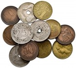 II REPUBLICA. Bonito conjunto formado por 12 monedas de diferentes módulos, valores así como estados de conservación. Incluye una pieza de 50 céntimos...