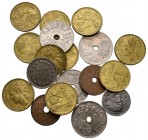 II REPUBLICA. Lote compuesto por 18 monedas de diferentes valores. A EXAMINAR.