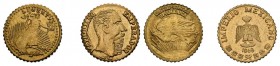 MONEDAS EXTRANJERAS. Conjunto de 2 piezas de joyería en oro galvanizado de Maximiliano (1865) y del doble águila norteamericano. A EXAMINAR