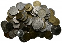 MONEDAS EXTRANJERAS. Lote compuesto por decenas de monedas de diferentes países europeos de distintos valores y años. A EXAMINAR.
