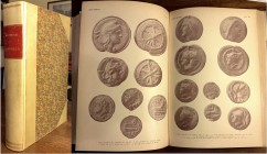 MARTINORI E., La moneta: Vocabolario generale, Roma, Istituto Italiano di Numismatica, 1915. pp. VIII, 596, 144 tavv. Formato in 4° circa cm. 22x31,5....