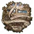 CONVEGNO CICLO MOTO AUTOMOBILISTICO DURANTE LE FESTE LARIANE COMO 1905 - distintivo di partecipazione. Dim. mm. 40x40