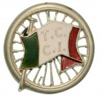 TOURING CLUB CICLISTICO ITALIANO (TCCI) - distintivo di appartenenza Diam. mm. 33 
Il Touring Club Italiano venne fondato nel 1894 a Milano col nome d...
