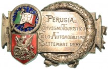 T.C.C.I. CONVEGNO TURISTICO CICLO-AUTOMOBILISTICO PERUGIA 1899 - distintivi di partecipazione. Dim. mm. 50x32