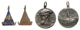 Lotto di 2 medaglie soggetto regia marina. Dim. mm. 17x21 e diam 25
