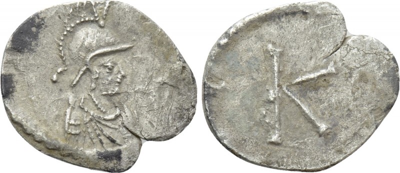 ANONYMOUS. Time of Justinian I (527-565). Half Siliqua. Constantinople. 

Obv:...