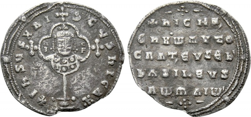 NICEPHORUS II PHOCAS (963-969). Miliaresion. Constantinople. 

Obv: + IҺSЧS XR...
