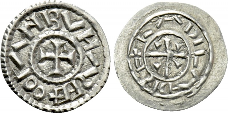 HUNGARY. Coloman (1095-1116). Denar. 

Obv: + COLVMBΛИVS. 
Cross.
Rev: Cross...