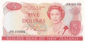 New Zealand, 5 Dollars, 1985/1989, UNC, p171b
Queen Elizabeth II. Potrait
