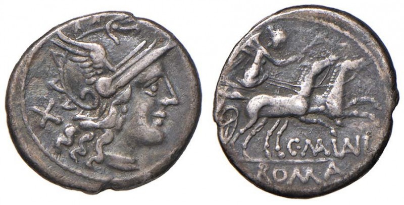Maiania - C. Maianius - Denario (153 a.C.) Testa di Roma a d. - R/ La Vittoria s...