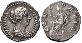 Faustina II (moglie di Marco Aurelio) Denario - R/ La Concordia seduta a s. - RIC 502A AG (g 3,08)
BB