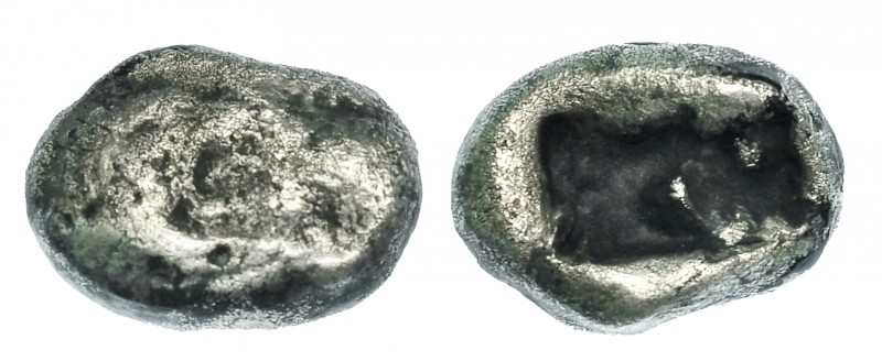 LIDIA. 1/2 estátera plata. Época de Creso. 560-546 a.C. A/ Prótomo de león frent...
