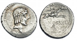 CALPURNIA. Denario. Roma (90-89 a.C.). A/ Detrás de la cabeza LXXXI. R/ Encima del jinete III, debajo L. FRVGI y ROMA en monograma. CRAW-340.1. FFC-24...