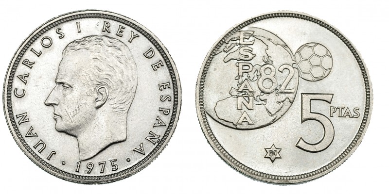 5 pesetas. 1975*80. ERROR. VII-456. Pequeñas marcas. EBC+.