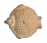PRÓXIMO ORIENTE. Imperio Asirio Antiguo. II-I Milenio a.C. Cerámica. Sonajero zoomorfo. Longitud 9,6 cm. .