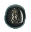 PRÓXIMO ORIENTE. Imperio Parto. 124-69 a.C. Hematites. Sello con representación de rey parto. Altura 18 mm.
