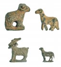 ROMA. Imperio Romano. I-III d.C. Bronce. Lote de 4 figuras: tres carneros y una cabra. Altura 17-30 mm.