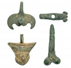 ROMA. Imperio Romano. I-II d.C. Bronce. Lote de 4 amuletos fálicos. Tres con anilla. Altura 3,2-4,8 cm.