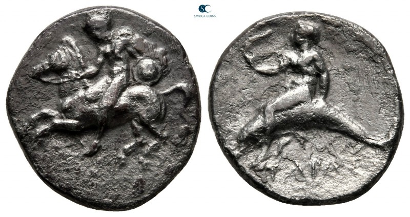 Calabria. Tarentum 380-370 BC. 
Nomos AR

22 mm, 6,89 g

Nude warrior, hold...
