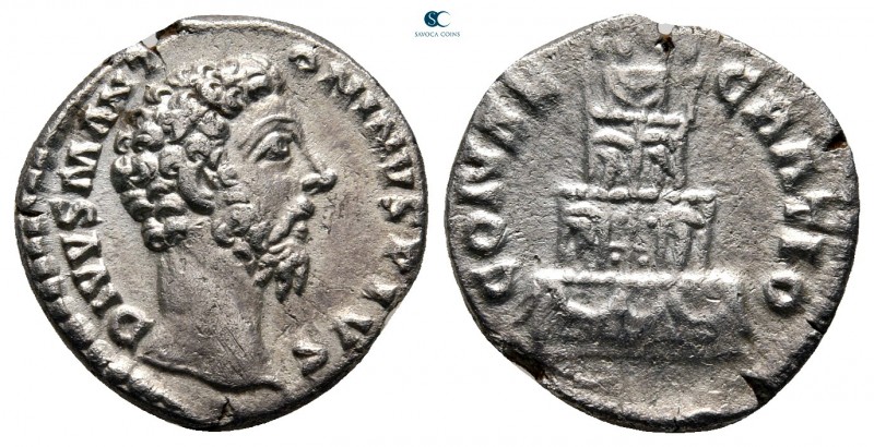 Divus Marcus Aurelius AD 180. Rome
Denarius AR

17 mm, 2,67 g

DIVVS M ANTO...