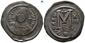 Justinian I AD 527-565. Dated RY 13=AD 539/40. Constantinople. 2nd officina. Follis Æ