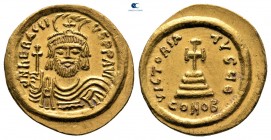 Heraclius AD 610-641. Constantinople. 8th officina. Solidus AV