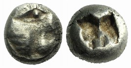 Ionia, Uncertain, c. 600-550 BC. EL Hemihekte - 1/12 Stater (6mm, 1.11g). Head of lion r. R/ Incuse square punch. Cf. Elektron II 20-1. VF