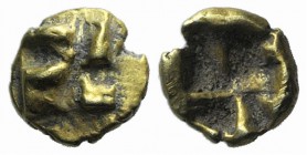 Ionia, Uncertain, c. 625-600 BC. EL Forty-Eighth Stater (5mm, 0.33g). Raised counterclockwise swastika pattern. R/ Quadripartite incuse square. Weidau...