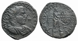 Gallienus (253-268). Cilicia, Tarsus. Æ (32mm, 13.46g, 6h). Radiate, draped and cuirassed bust r., viewed from the front; Π-Π across field. R/ Nike st...