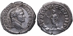 213 dC. Caracalla (211-217 dC) como Augusto. Roma. Denario. RIC 208. Ag. ANTONINVS PIVS AVG BRIT, cabeza de laurel a la derecha /PM TRP XVI COS IIII P...