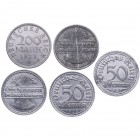 1920-1922 y 1923. Alemania. Lote de 5 monedas: 4 de 50 pfenning y una de 200 marks. MBC a SC. Est.10.
