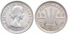 1961 (m). Australia. 3 Pence. KM 57. Ag. 1,42 g. SC. Est.10.