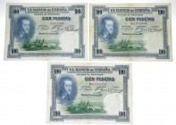 1925. Alfonso XIII (1886-1931) y II República (1931-1936). Lote de tres billetes de 100 pesetas. Sin serie y sello seco. MBC. Est.70.