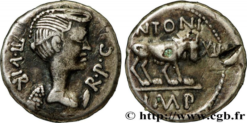 FULVIA
Type : Quinaire 
Date : c. 42 AC. 
Mint name / Town : Lyon 
Metal : silve...