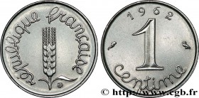 V REPUBLIC
Type : 1 centime Épi, avec rebord 
Date : 1962 
Mint name / Town : Paris 
Quantity minted : --- 
Metal : stainless steel 
Diameter : 15  mm...