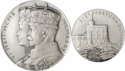 GREAT BRITAIN. George V & Mary Silver Jubilee Silver Medal, 1935. London Mint. PCGS MATTE SPECIMEN-66 Gold Shield.
BHM-4249; Eimer-2029a. By P. Metca...