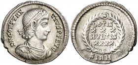 (353-355 d.C.). Constancio II. Sirmium. Siliqua. (Spink 17936) (S. 342-3e) (RIC. 15). 2 g. MBC+.