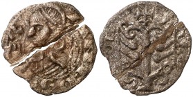 Alfons I (1162-1196). Zaragoza. Dinero jaqués. (Cru.V.S. 298) (Cru.C.G. 2106). 0,74 g. Moneda partida en dos trozos. Escasa. (BC+).