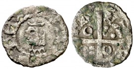 Pere III (1336-1387). Barcelona. Òbol. (Cru.V.S. 421) (Cru.C.G. 2243). 0,40 g. Letras A y U latinas. MBC-.