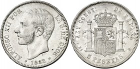 1882*1882. Alfonso XII. MSM. 5 pesetas. (AC. 51). 24,91 g. Golpecitos. Buen ejemplar. MBC+.