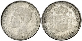 1902*1902. Alfonso XIII. SMV. 1 peseta. (AC. 64). 4,94 g. Mínimas rayitas. Brillo original. Escasa. EBC.