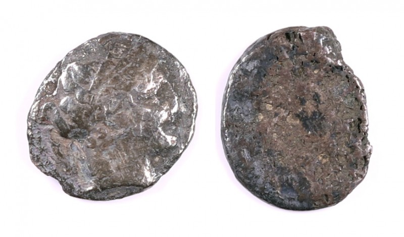 Lote de 1 denario de Iltirtasalirban y 1 dracma de Emporiton. Ambas con cospel f...