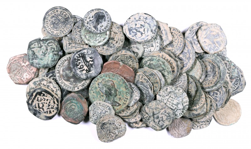 Álbum con 257 monedas de cobre y vellón españolas. Medievales y de la dinastía d...