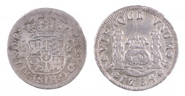 1734 y 1744. Felipe V. México. 2 reales. Columnario. Lote de 2 monedas, una con soldadura. BC/BC+.