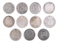 1739 a 1770. México y Potosí. 1 real. Lote de 11 monedas, tipo columnario, 7 con perforación. BC-/BC.