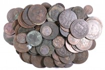 Lote de 144 monedas de cobre, casi todas españolas. Incluye, además, 2 monedas de 1 real de Isabel II. Total 146 monedas. A examinar. MC/BC+.