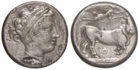 CAMPANIA Neapolis - Didramma (circa 300-275 a.C.) Testa di ninfa a d. &ndash; R/ Toro androcefalo andante a d. &ndash; S.Cop. 433 AG (g 5,97) Screpola...